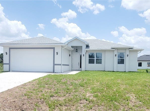 3009 73rd Street W, Lehigh Acres, FL 33971