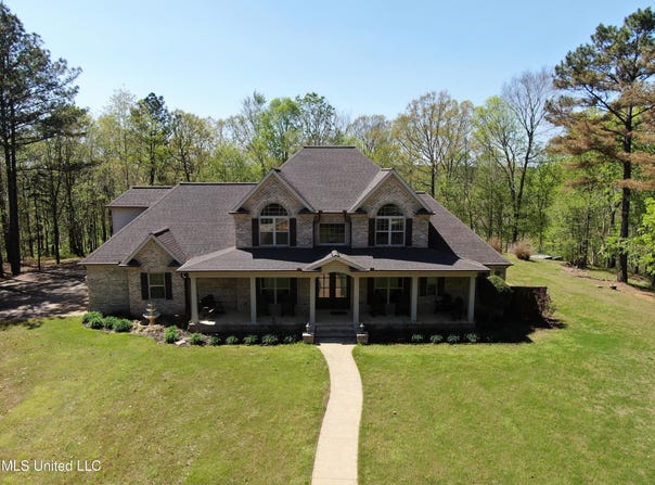 875 Mccravy Road, Hickory Flat, MS 38633