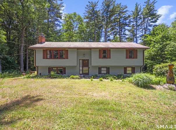 81 Buttles Road, Granby, CT 06035