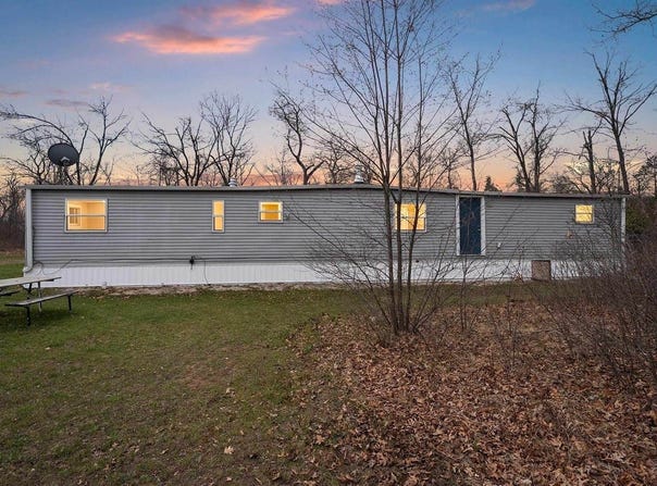 N7240 Acorn Lane, Crivitz, WI 54114