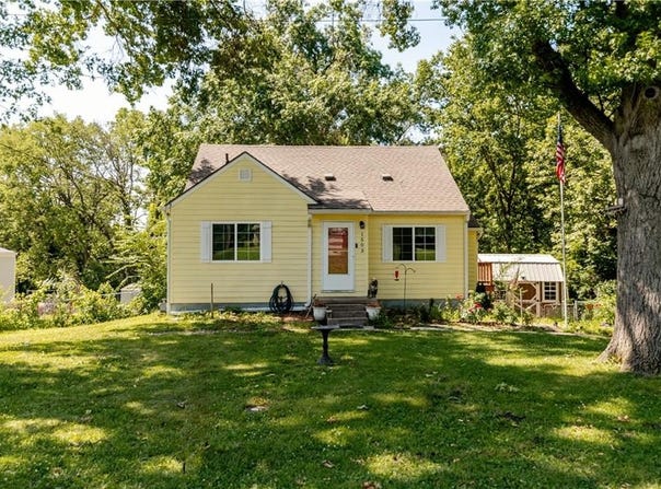 1503 Kiowa Street, Leavenworth, KS 66048