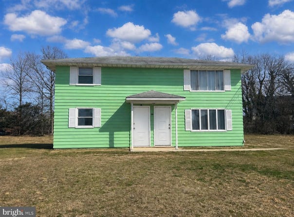 735 S STATE Street, VINELAND, NJ 08360