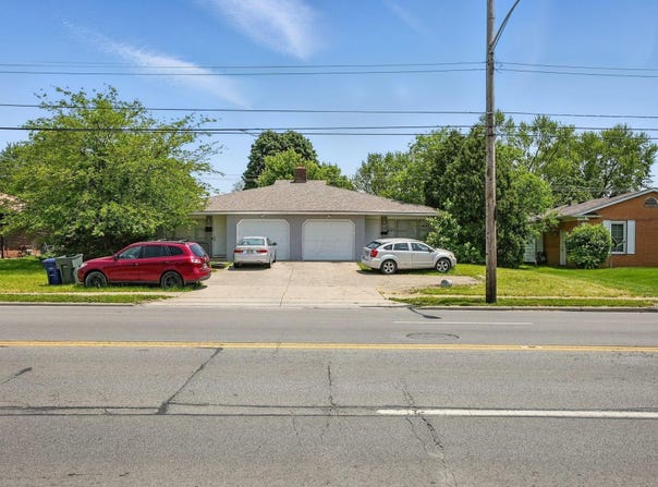 5174-5176 Karl Road, Columbus, OH 43229