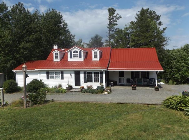 414 Chippewa Ln, Laurel Fork, VA 24352