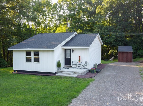 68 E River Road, Muskegon, MI 49445