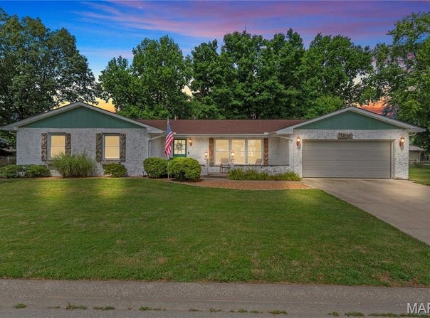 1211 6th Street, Pawnee, IL 62558