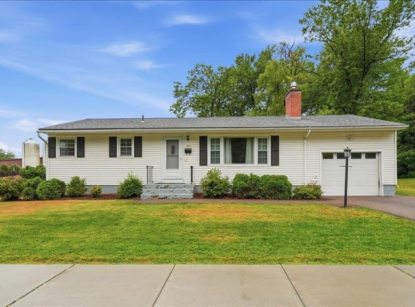 136 Cherry Lane, Burlington, VT 05401