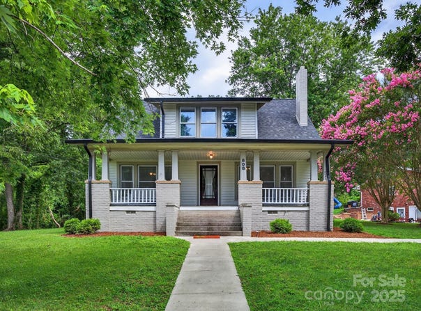 808 W Union Street, Morganton, NC 28655
