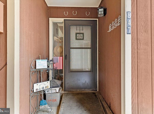 847 LOUISE COURT, ENOLA, PA 17025