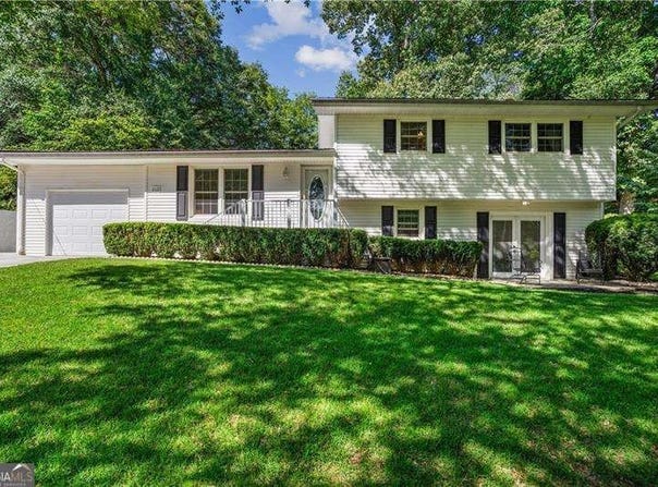 2621 Pass, Gainesville, GA 30506