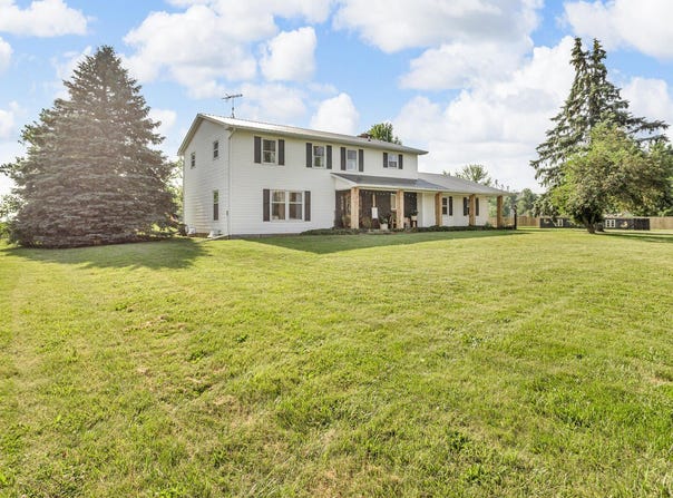 13451 S Waldron Road, Waldron, MI 49288