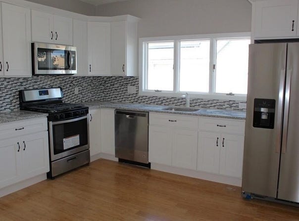 207- 209 Vine St, Everett, MA 02149