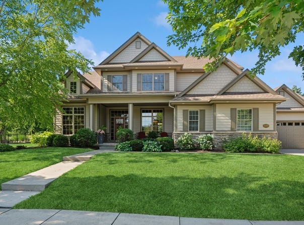 16300 Boston Parkway, Clive, IA 50325
