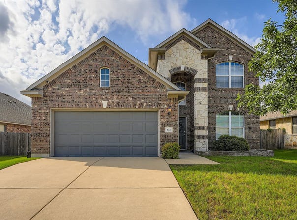 811 Clear Springs HOLW, Buda, TX 78610