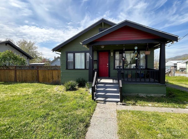 646 13th Street, Clarkston, WA 99403