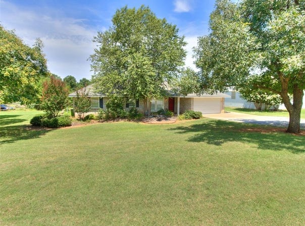 46 Shady Grove Road, McLoud, OK 74851