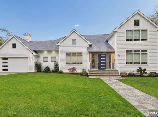31 Engleside Street, Cresskill, NJ 07626