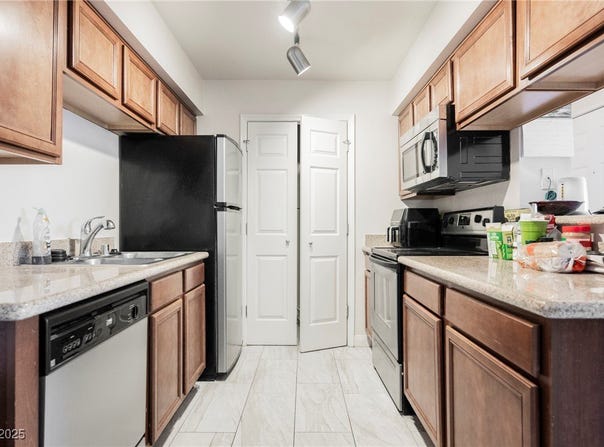 3135 S Mojave Road, Las Vegas, NV 89121