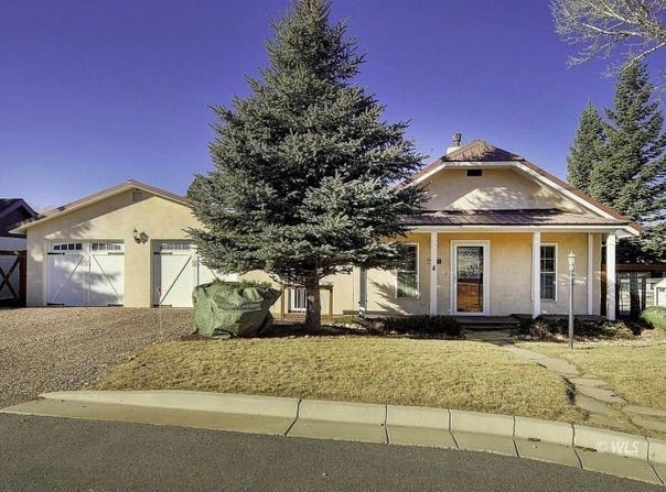 202 S 4th St, Westcliffe, CO 81252