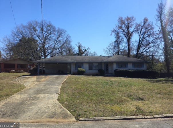 2374 Woodcastle, Atlanta, GA 30316
