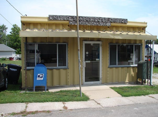 206 W Railroad, Mount Union, IA 52644
