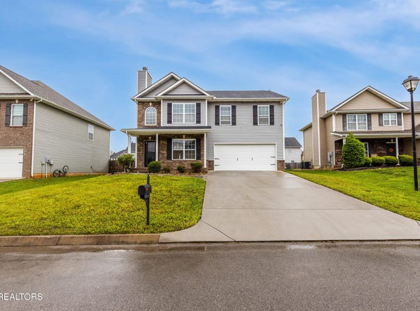 2742 Lucky Leaf Lane, Knoxville, TN 37924