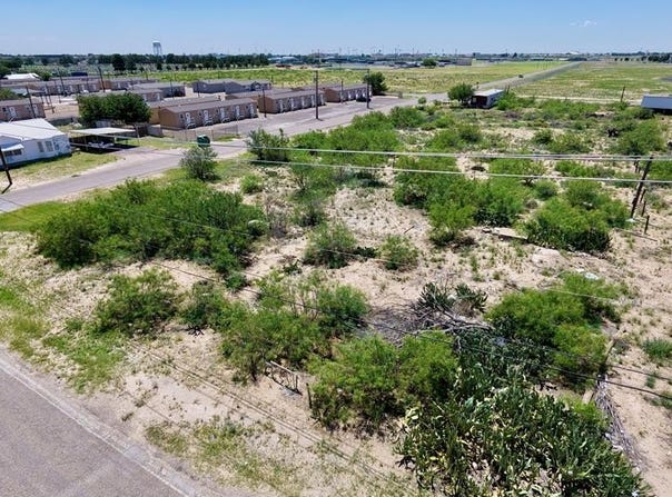 W 2nd St, Monahans, TX 79756