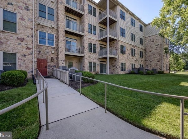 1000 FOUNTAINVIEW CIR, NEWARK, DE 19713