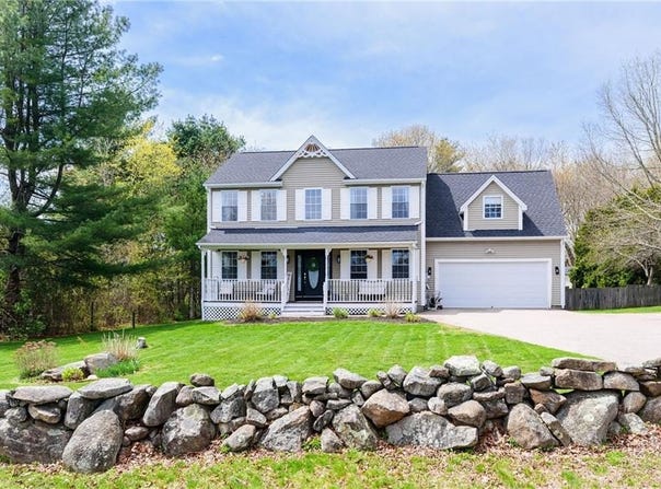 4 Laurel Avenue, Westerly, RI 02891