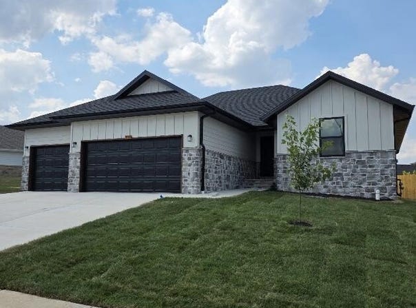 953 S Pindall Lane, Nixa, MO 65714