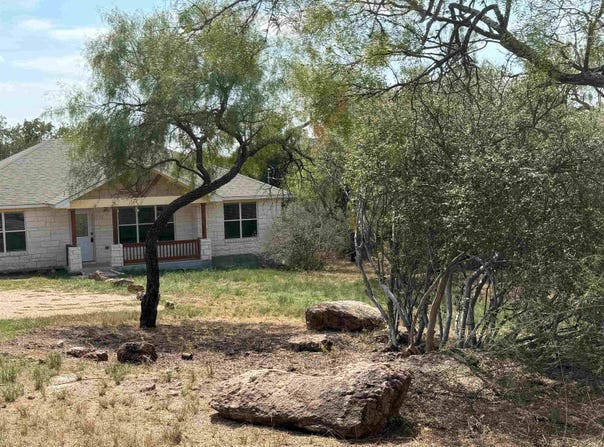 117 North Pass, Kingsland, TX 78639