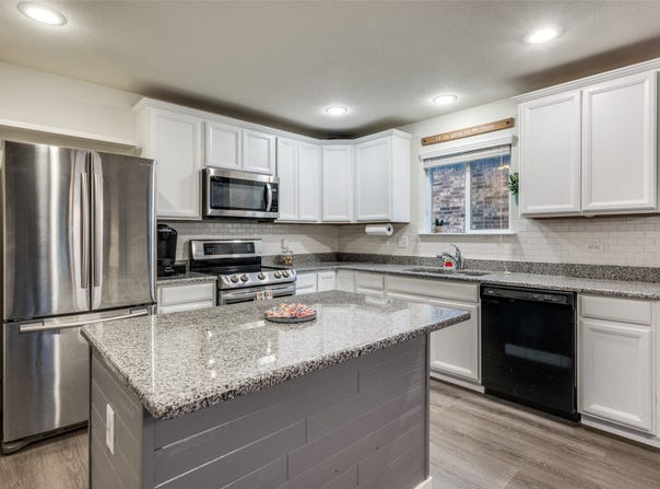 1720 Trace Drive, Aubrey, TX 76227