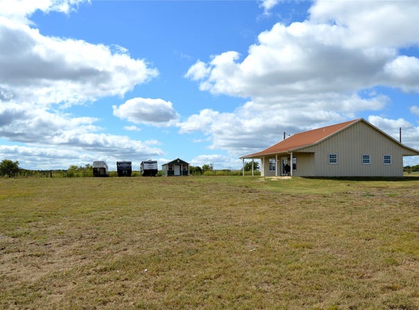 2055 CR 2185 (20), Klondike, TX 75448