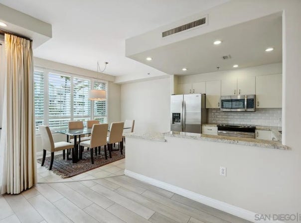 3890 Nobel Dr unit: 207, San Diego, CA 92122