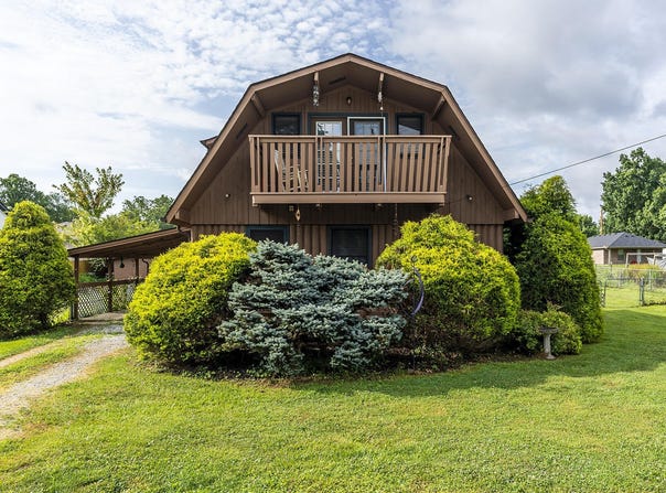 208 Rockcastle Street, Berea, KY 40403
