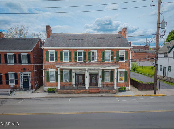 224 E Pitt Street, Bedford, PA 15522