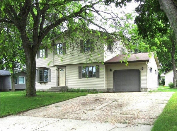 1333 Walnut Street, Dawson, MN 56232