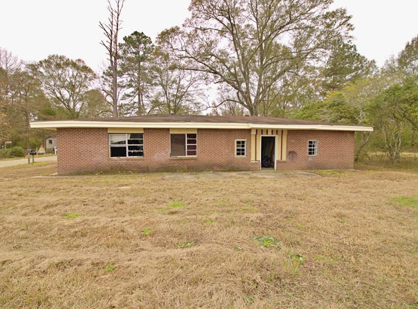 508 E Main St., Lumberton, MS 39455