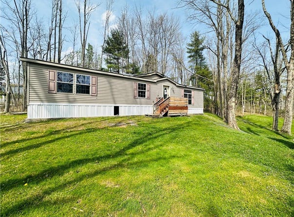 190 N Brotzman Road, Barker, NY 13744