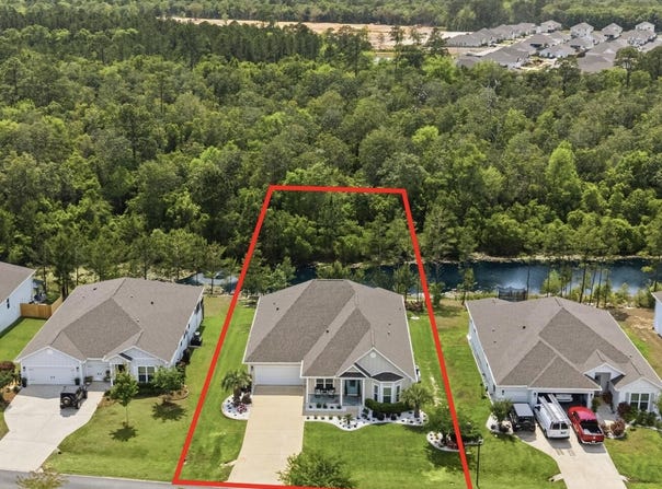 101 Hammock Oaks Boulevard, Freeport, FL 32439