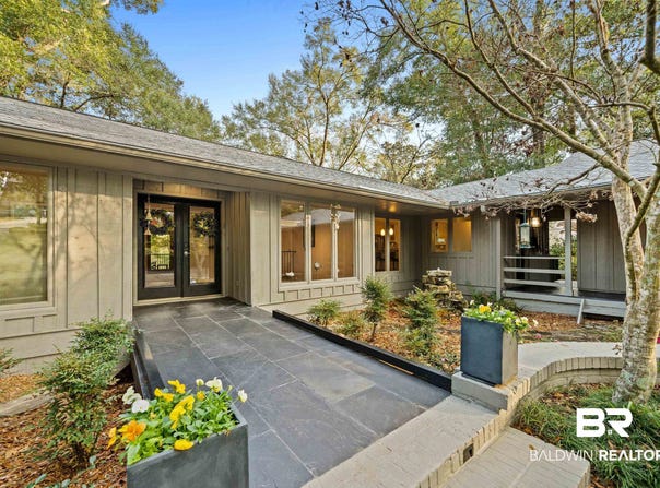 934 Sea Cliff Drive, Fairhope, AL 36532