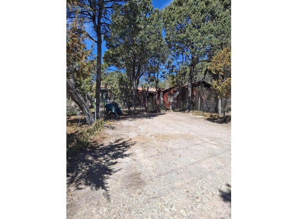 20 GIPSON Road, Edgewood, NM 87015