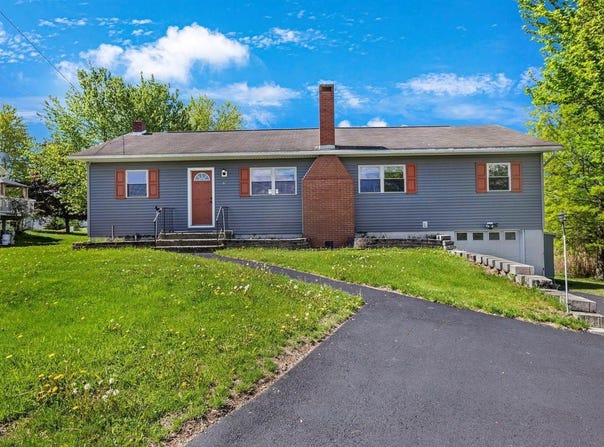 67 Picnic Woods Road, Lloyd, NY 12515