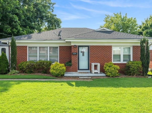 1123 Jones Drive, Bowling Green, KY 42104
