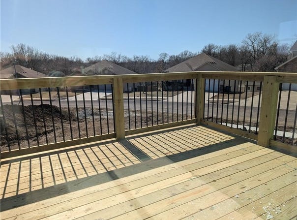 105 Marsh Court, Knob Noster, MO 65336