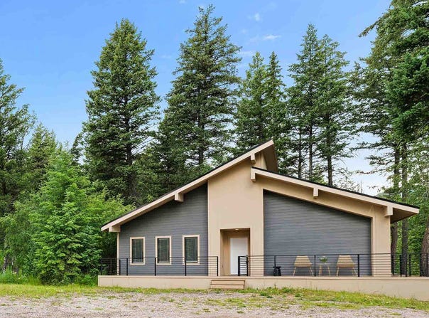 421 Seville Lane, Coram, MT 59913
