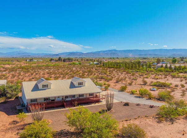 23 Moondale RD, Alamogordo, NM 88310