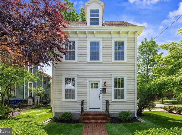 400 MAIN STREET, RIVERTON, NJ 08077