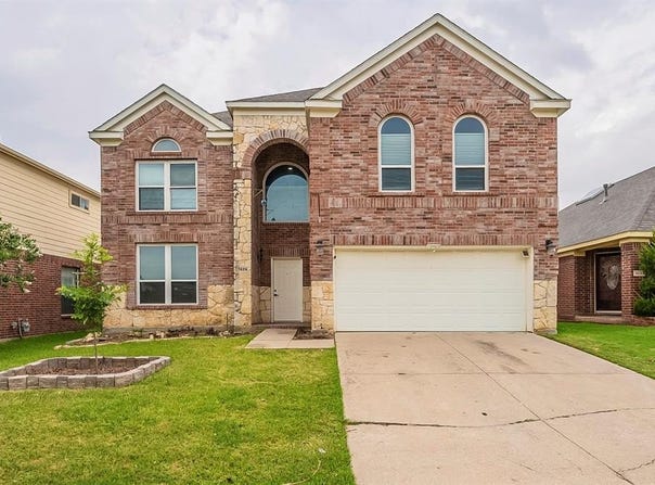 3829 Aldersyde Drive, Fort Worth, TX 76244