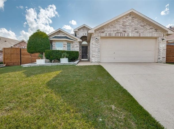 8207 Clarksprings Drive, Dallas, TX 75236